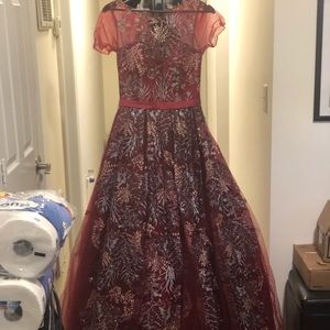 Prom dress only worn once